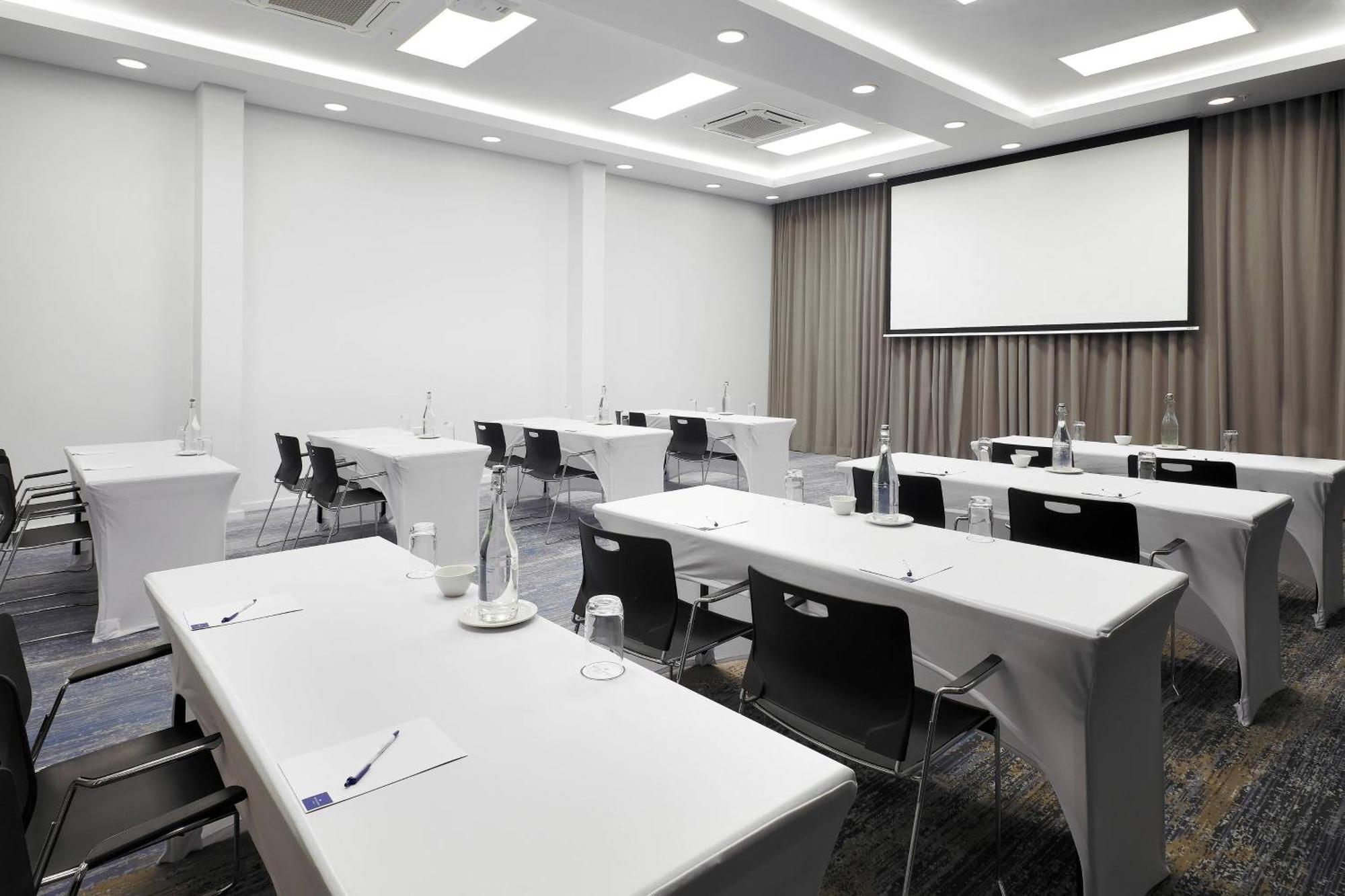 Protea Hotel by Marriott Durban Umhlanga Bagian luar foto