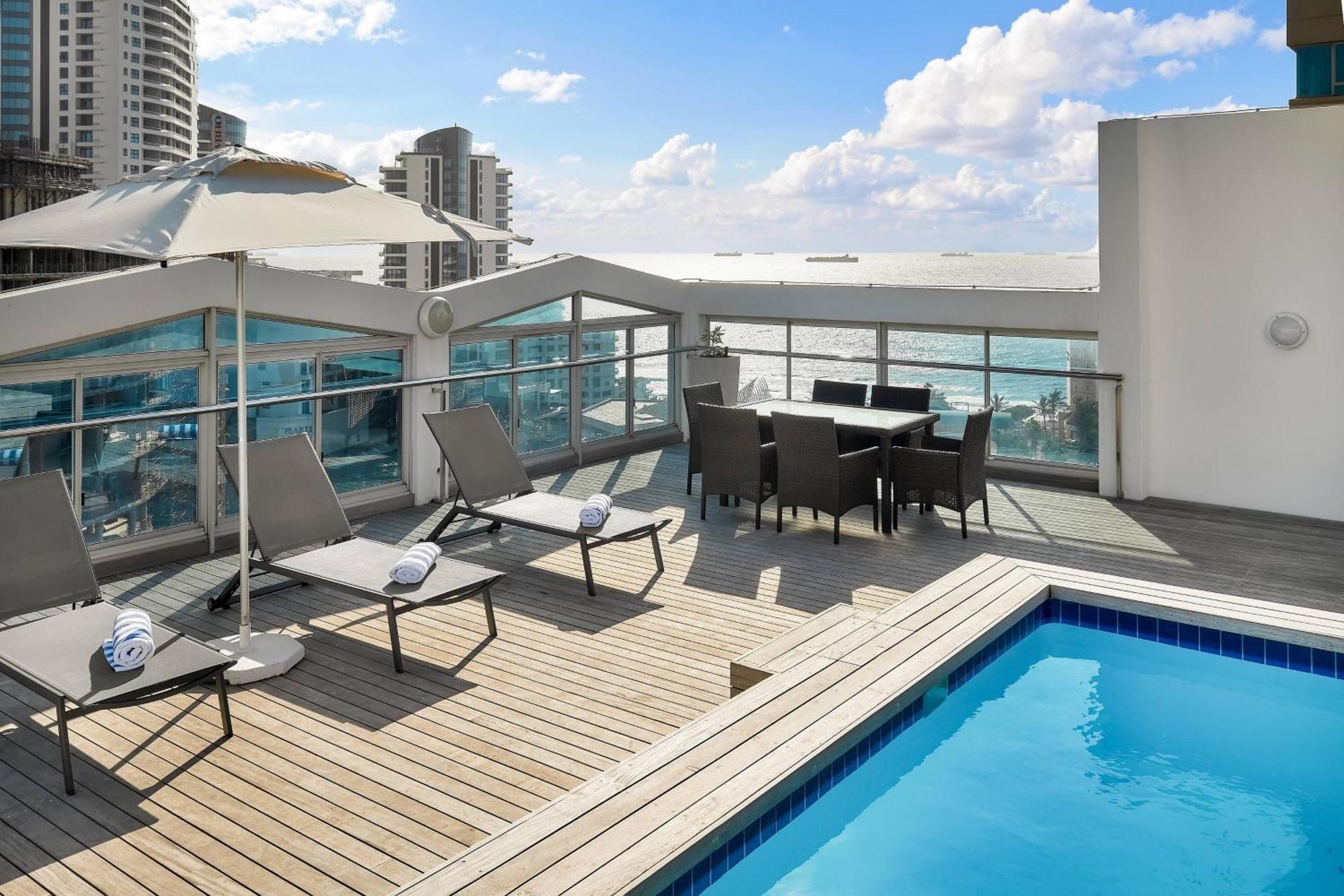 Protea Hotel by Marriott Durban Umhlanga Bagian luar foto