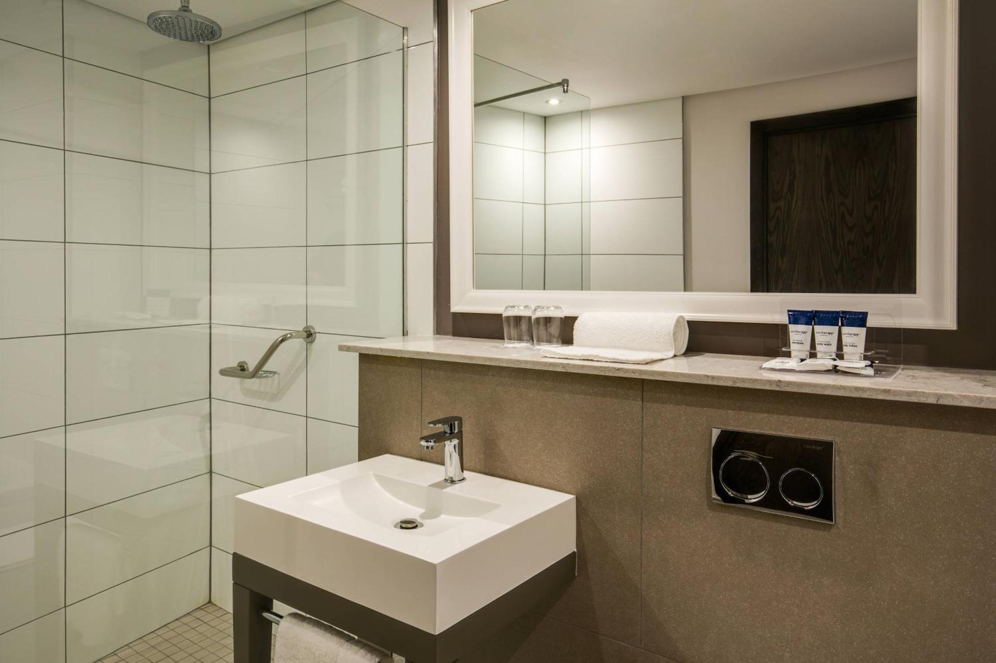 Protea Hotel by Marriott Durban Umhlanga Bagian luar foto