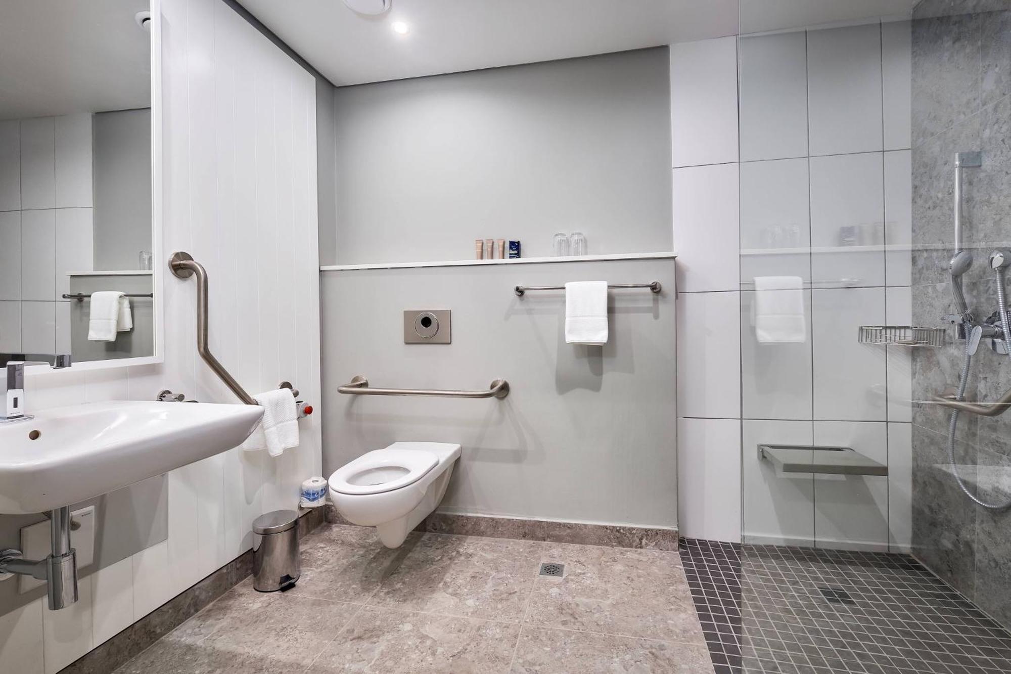 Protea Hotel by Marriott Durban Umhlanga Bagian luar foto