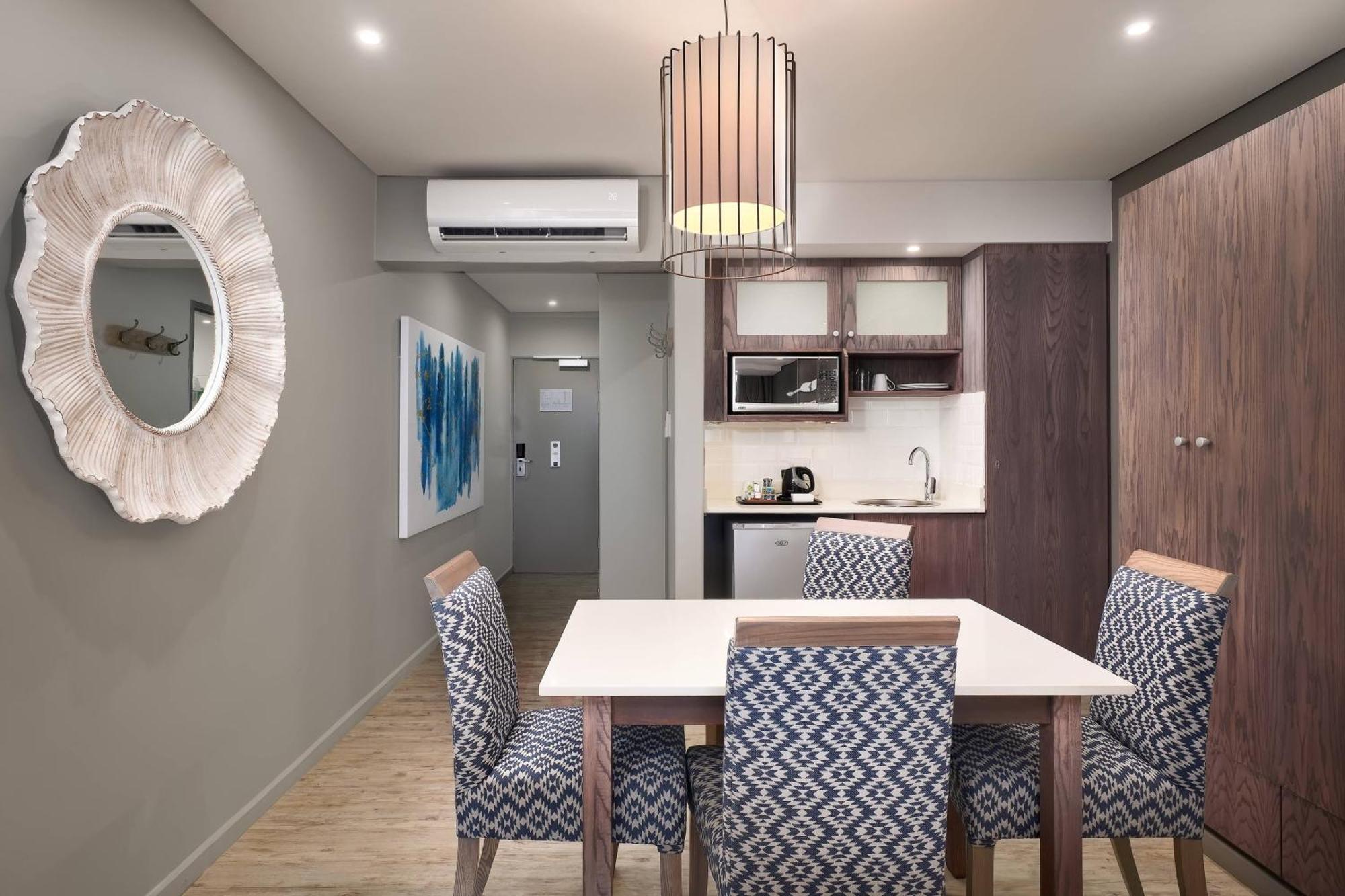 Protea Hotel by Marriott Durban Umhlanga Bagian luar foto